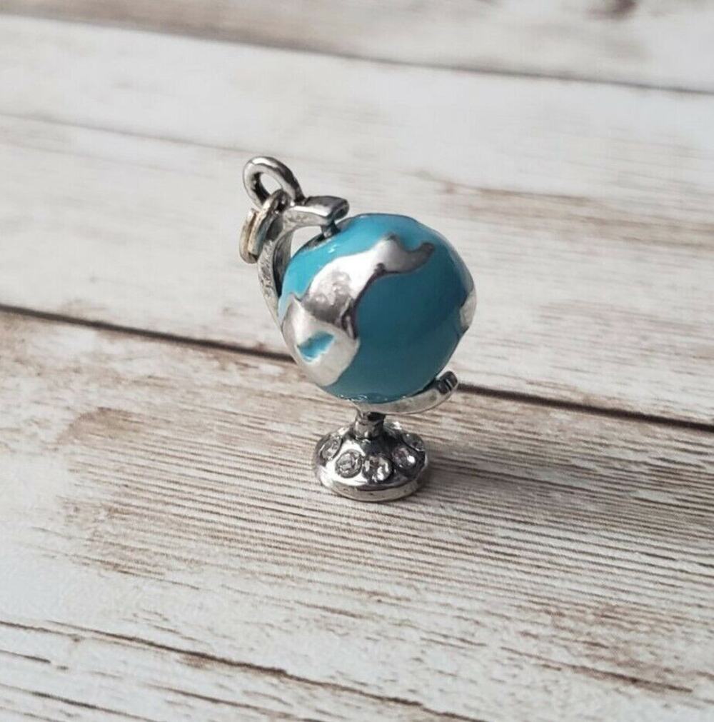 Vintage Pendant - 3D World/Globe - No Chain Included
